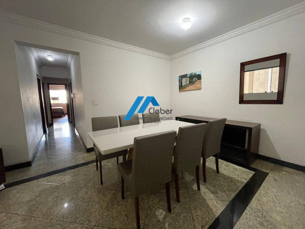APARTAMENTO NO CENTRO, 4 quartos, 2 suite,Sala estar, Sala de jantar, Cozinha, 3 banhos, 2 vagas independentes, Acabamento em taboa corrida, armários. - CLÉBER IMÓVEIS