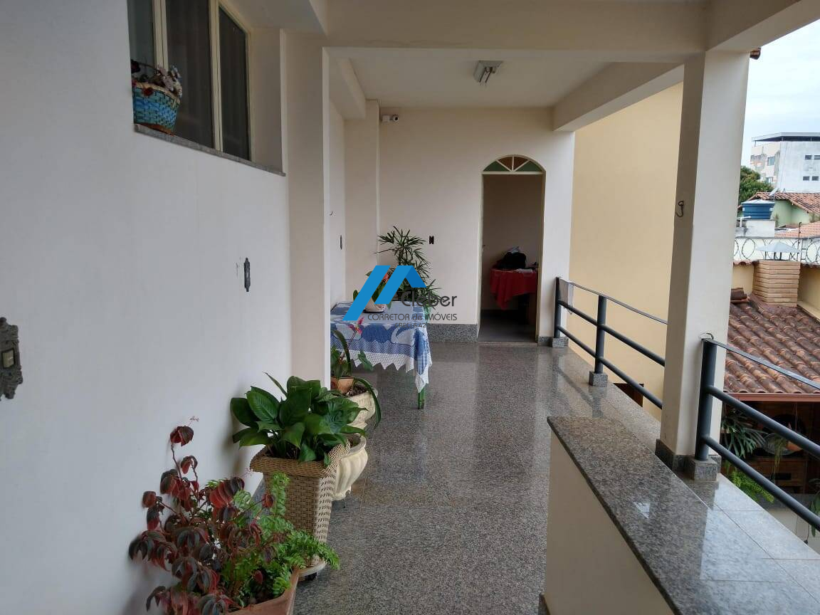 Casa no Bairro Bom Pastor - CLÉBER IMÓVEIS