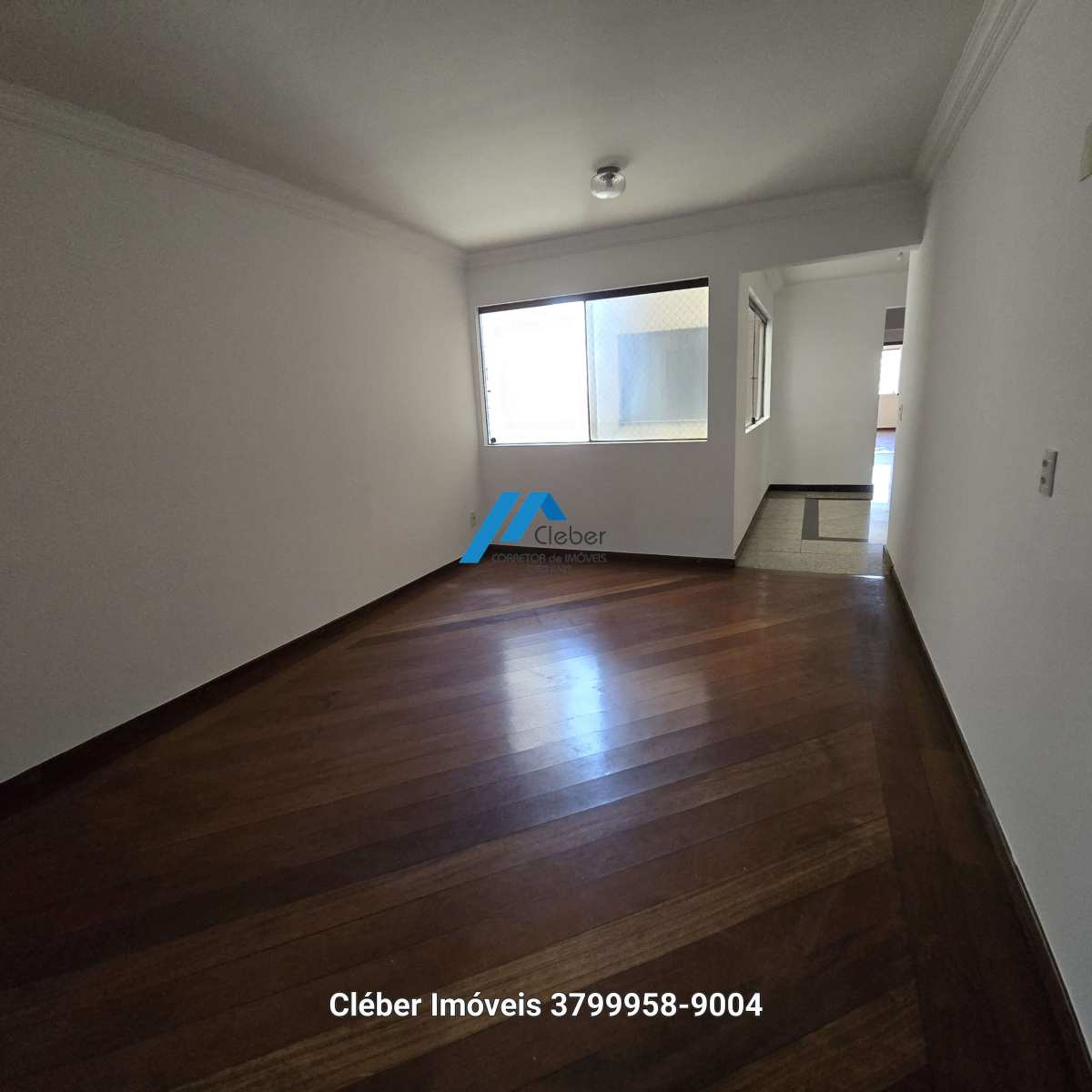 Apartamento à venda no Centro, com 4 quartos, duas vagas independentes, - CLÉBER IMÓVEIS