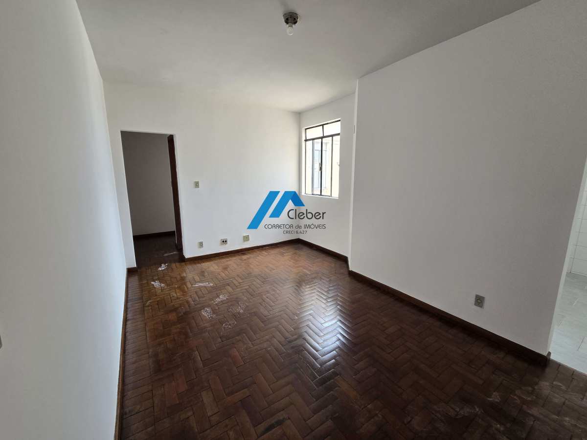 Apartamento, Afonso Pena, próximo  a  Padaria  Floresta - CLÉBER IMÓVEIS