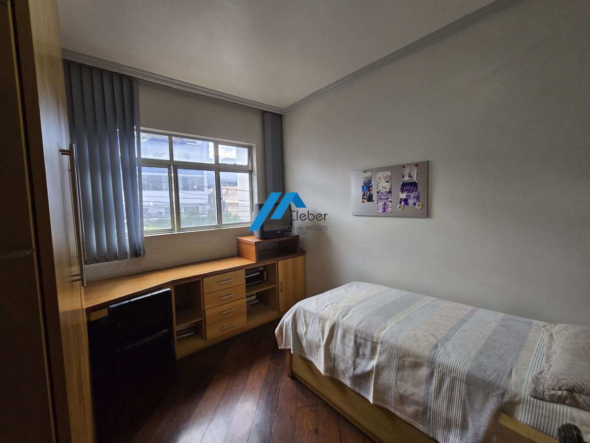 Apartamento à venda no Centro,com 4 quartos, suite, 2 vagas.