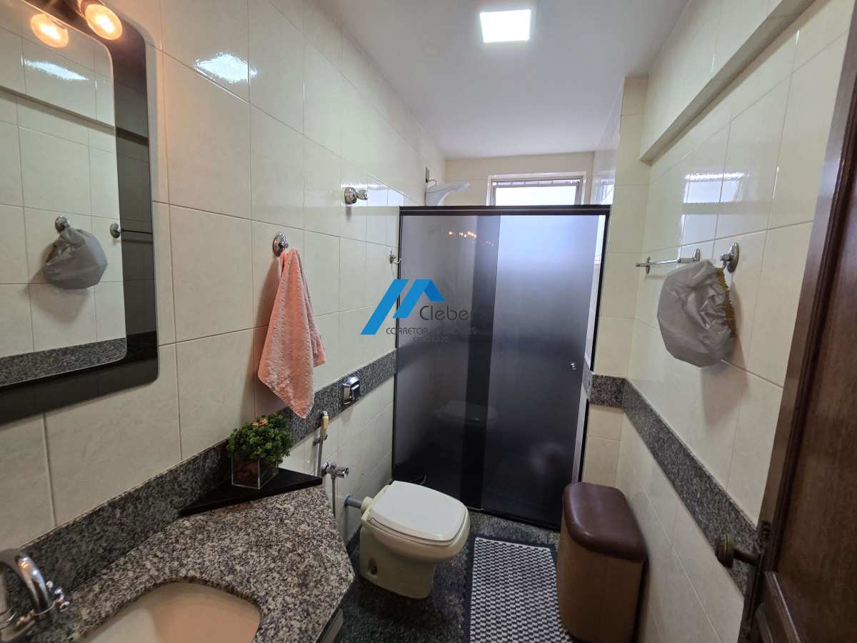 Apartamento à venda no Centro,com 4 quartos, suite, 2 vagas.
