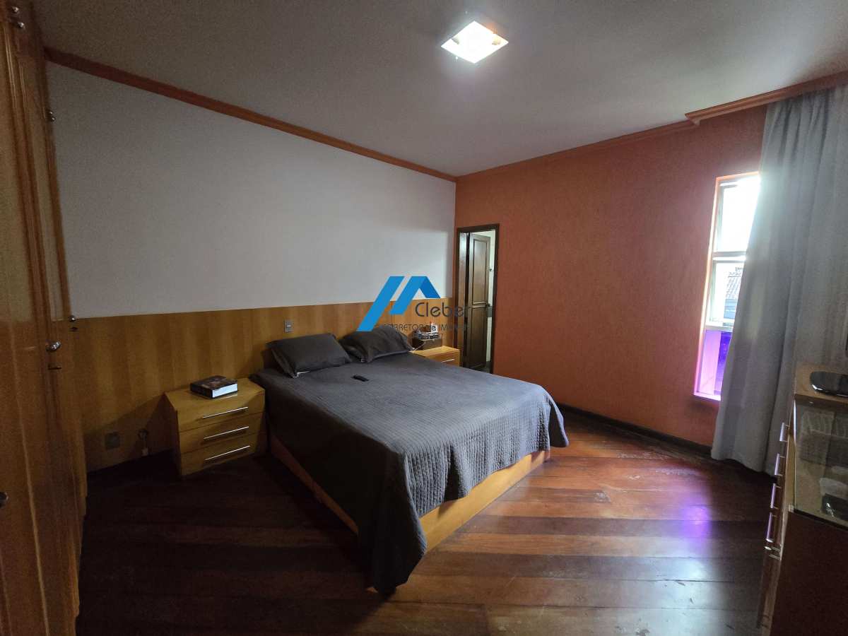 Apartamento à venda no Centro,com 4 quartos, suite, 2 vagas.