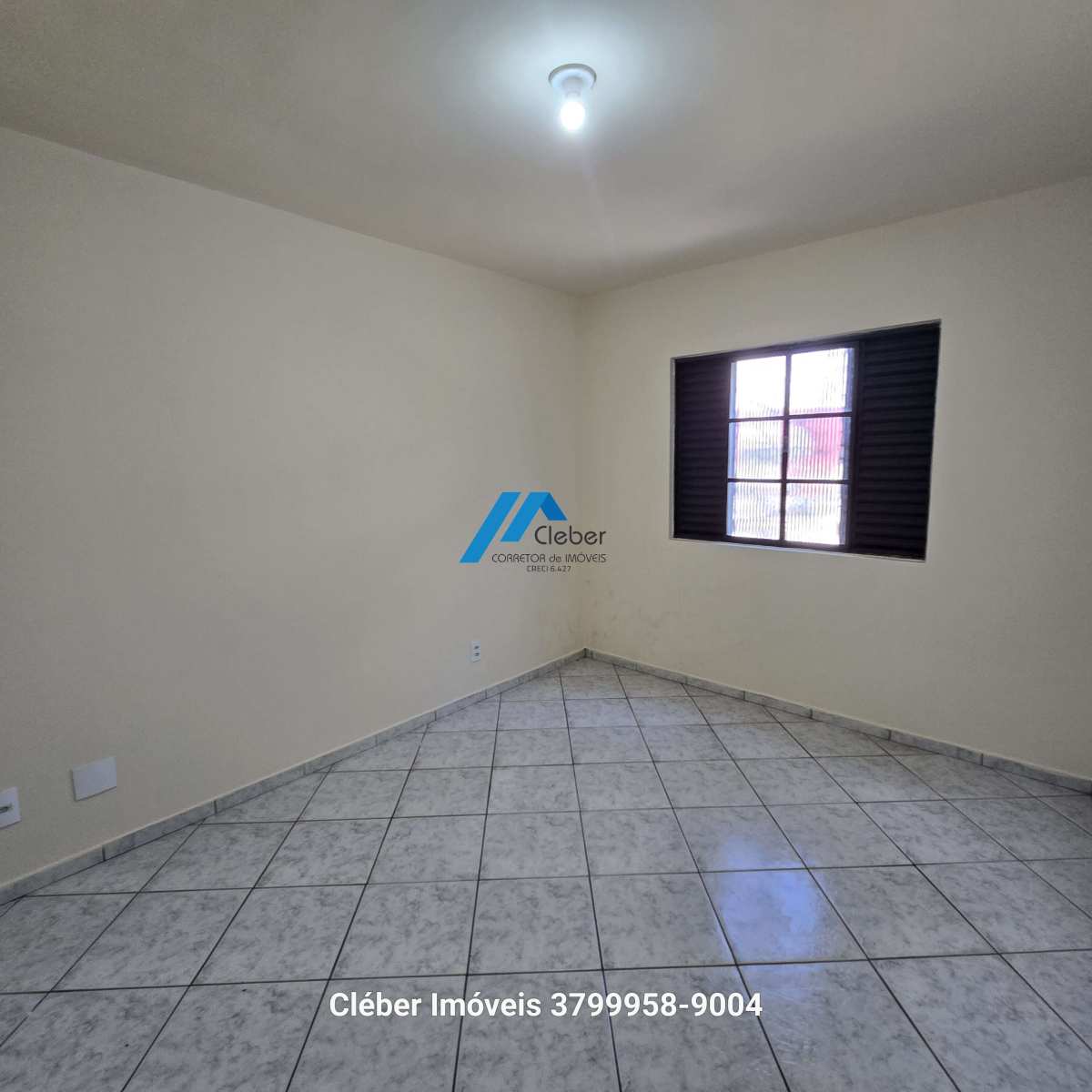 Apartamento venda próximo ao mercado, 3 qtos suite, garagem em prédio  pequeno.  Ligue 3799958-9004 - CLÉBER IMÓVEIS