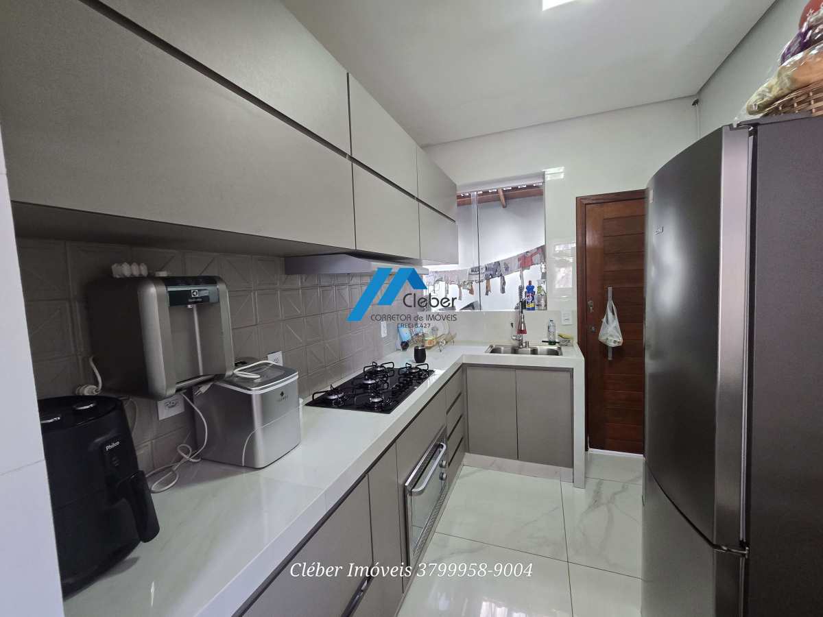 Casa à venda, com 3 quartos - CLÉBER IMÓVEIS