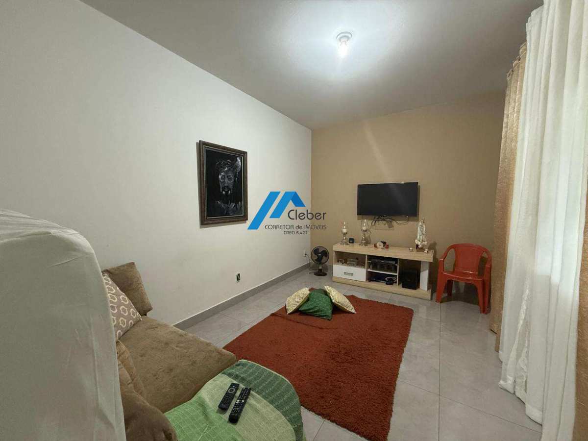 Casa à venda em Divinópolis, Bom Pastor, com 3 quartos, 360m² Casa à venda em Divinópolis, Bom Pastor, com 3 quartos, 360m² - CLÉBER IMÓVEIS