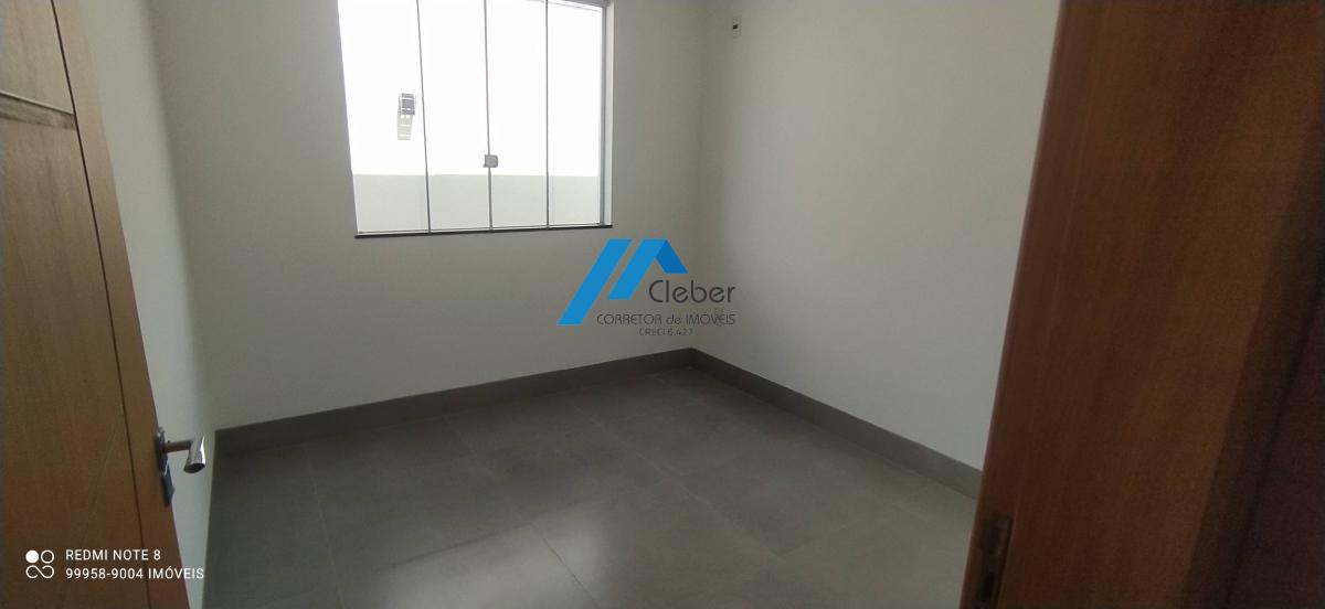 Vendo Casa no Fábio Notini, ótimo acabamento, financiamento CEF. Agende sua visita 37.99958-9004 - CLÉBER IMÓVEIS