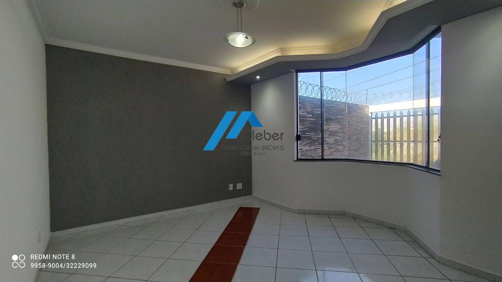 Excelente oportunidade, consulte setor de vendas. 3 quartos, sendo 1 suíte 2 salas Cozinha com armários Piscina, área Gourmet  2 vagas, jardim.CA0035 - CLÉBER IMÓVEIS