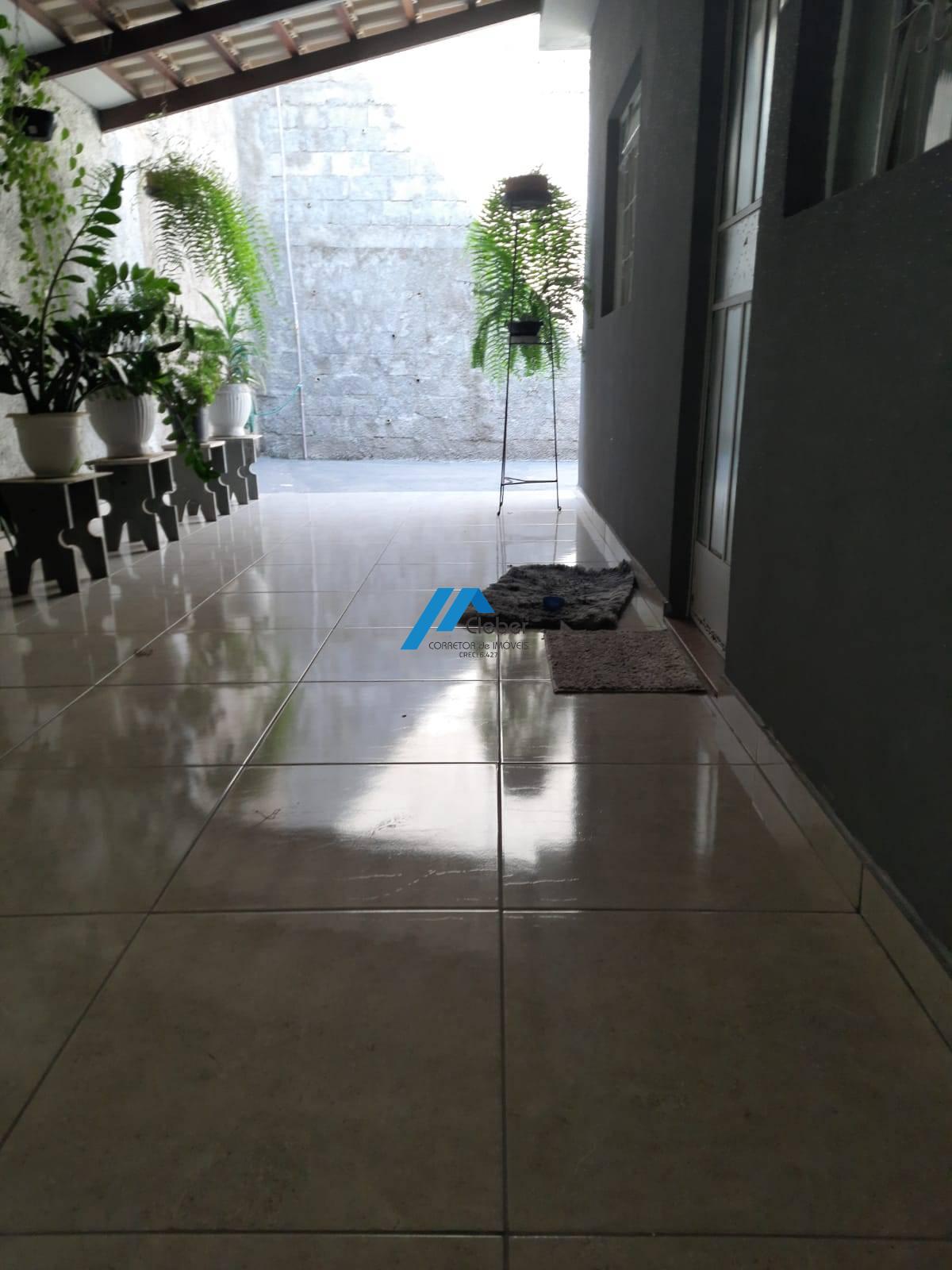 Casa com 3 quartos, à venda, - CLÉBER IMÓVEIS