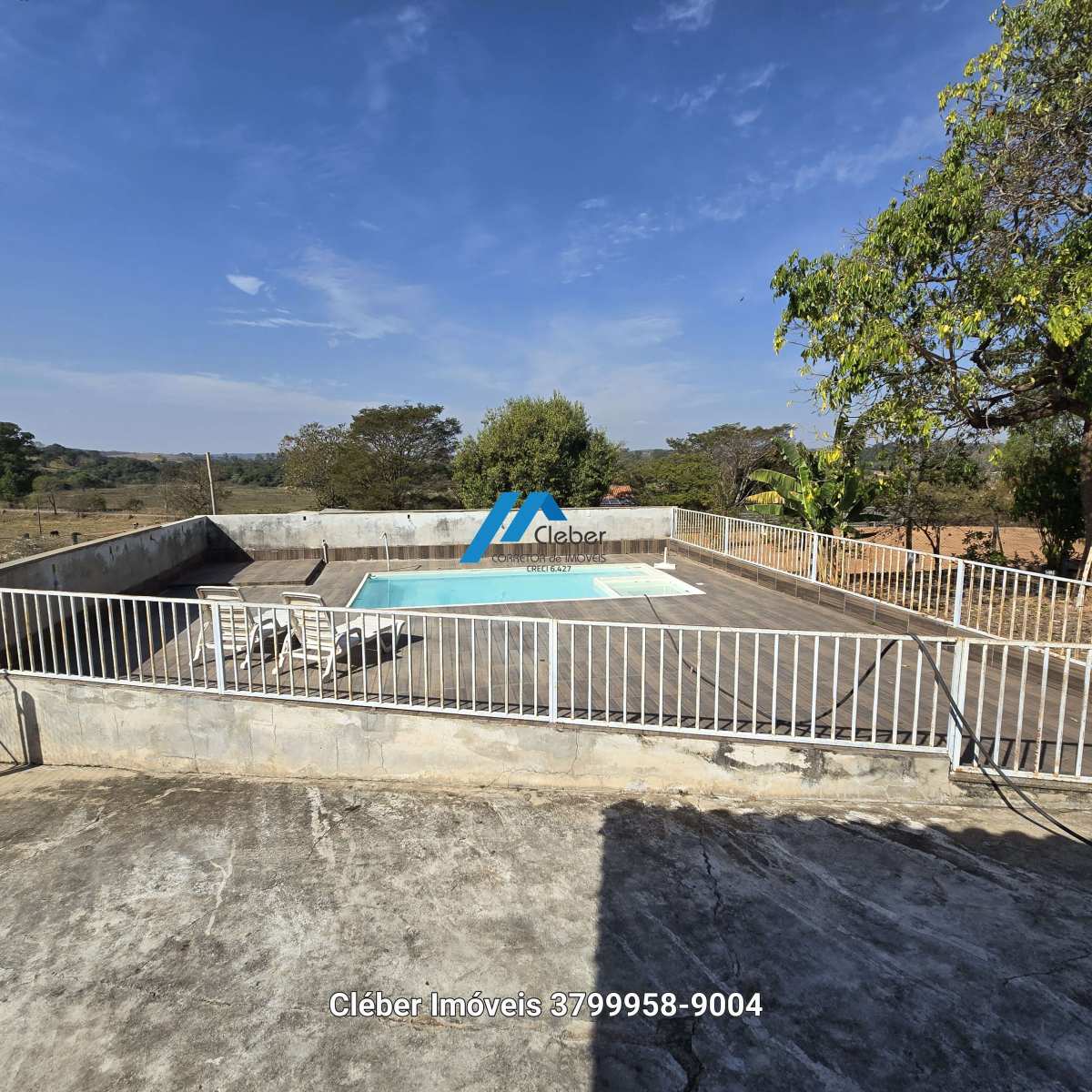 Chácara à venda, com 5 quartos, 1700² aproximadomente. - CLÉBER IMÓVEIS