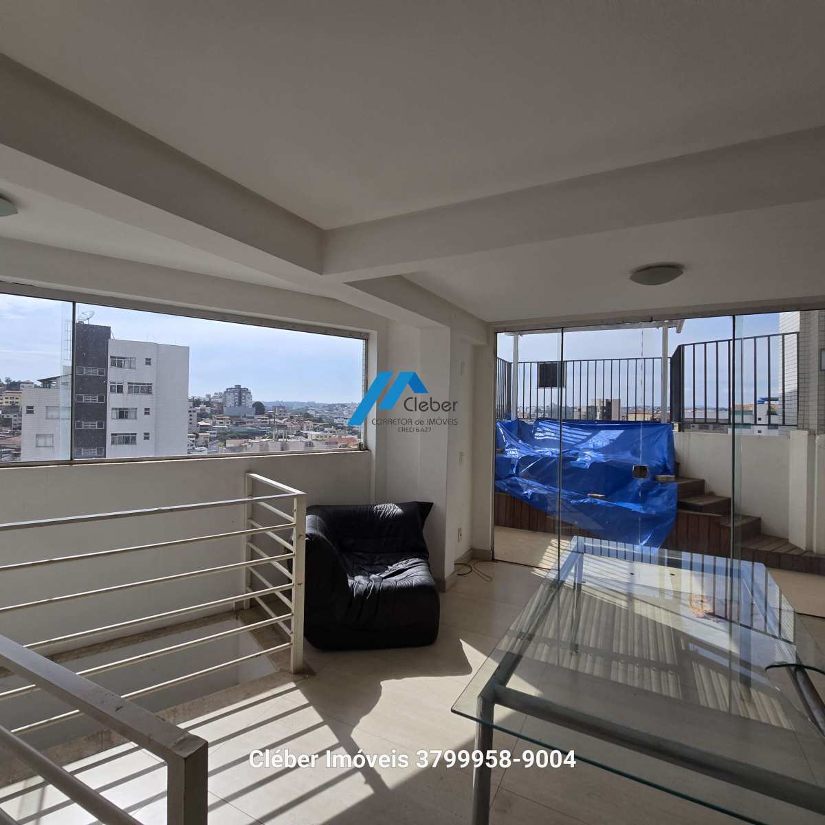 Cobertura Centro, predio pequeno elevador, Spa área gourmet.  Ligue 37-99958-9004 - CLÉBER IMÓVEIS