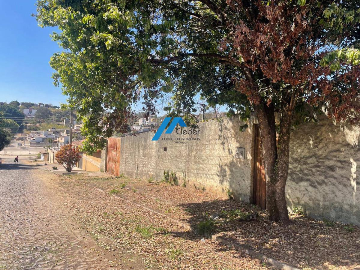 Lote, à venda em Divinópolis, Halim Souki com 337mts², financiamento CEF - CLÉBER IMÓVEIS