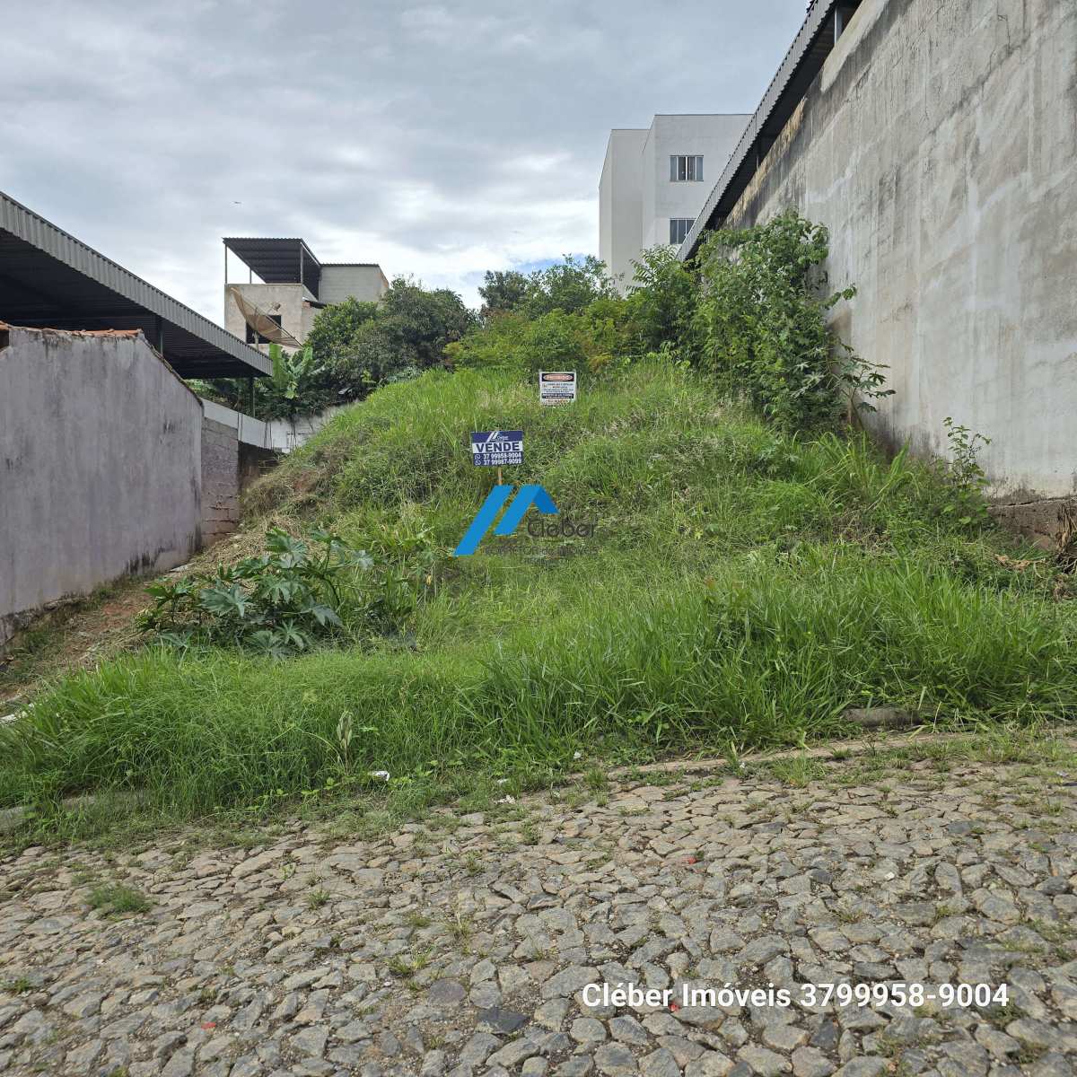 Lote à venda, Manoel Valinhas, 300m² - CLÉBER IMÓVEIS