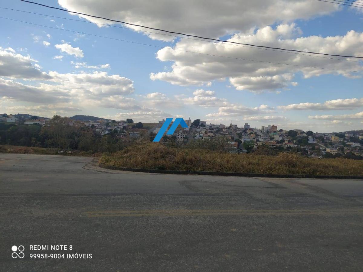 Lote de esquina com 303 M² Bairro Altaville - CLÉBER IMÓVEIS
