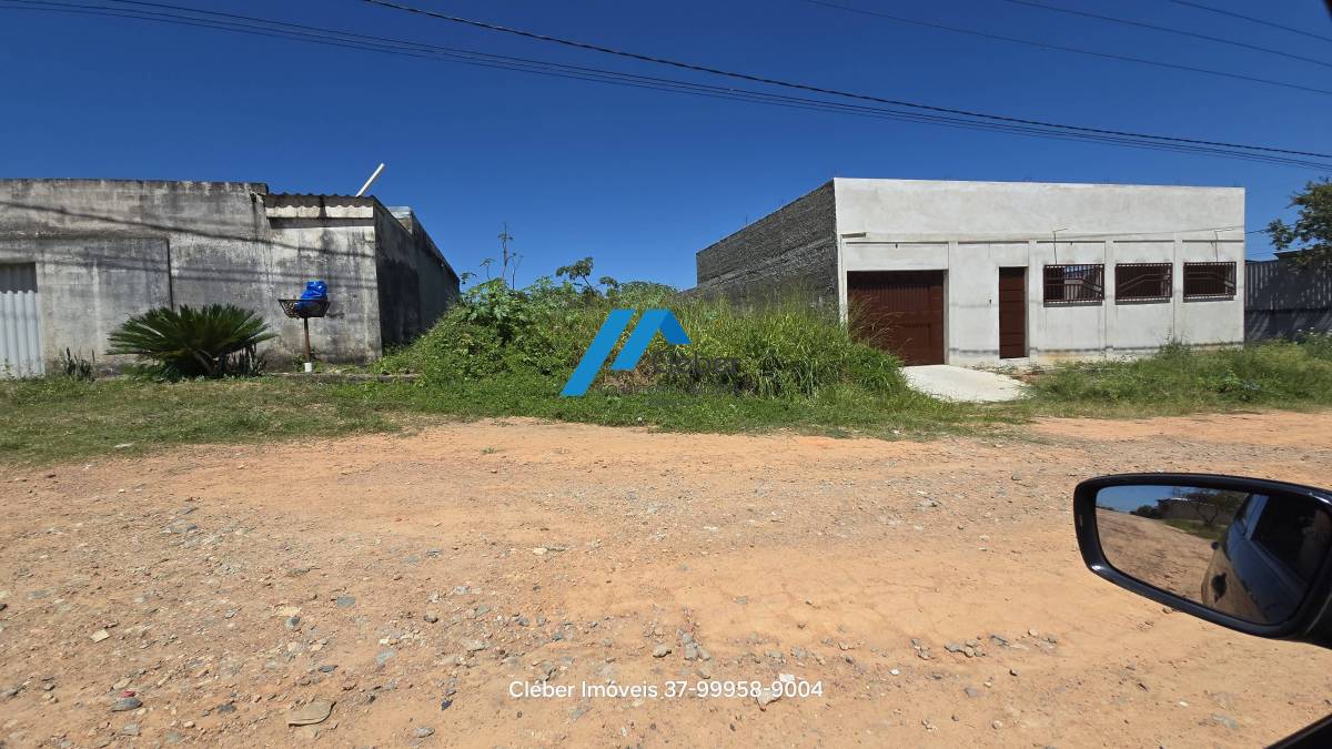 Lote Jardim Candides, plano 200mts², em frente pra praça - CLÉBER IMÓVEIS