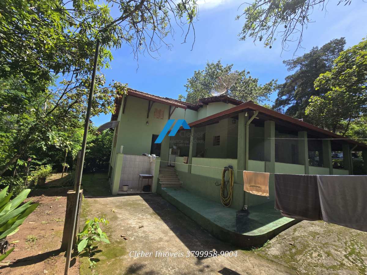 Sítio à venda, 5.000mts², piscina,  arvores centenarias, 3 quartos, 2 banhos, Spa grande, energia solar com escritura. - CLÉBER IMÓVEIS