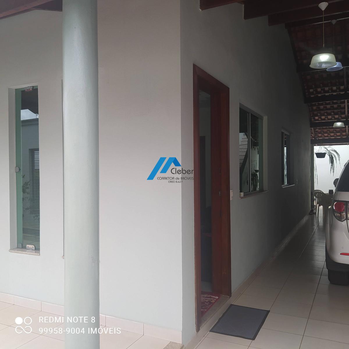 CLÉBER IMÓVEIS VENDE ÓTIMA CASA NO HALIM SOUKI MAIS INFORMAÇÕES (37) 99958-9004 - CLÉBER IMÓVEIS